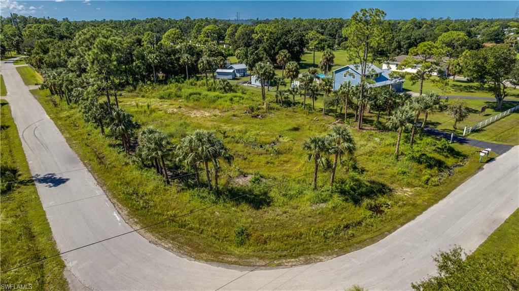 NORTH FORT MYERS - Land