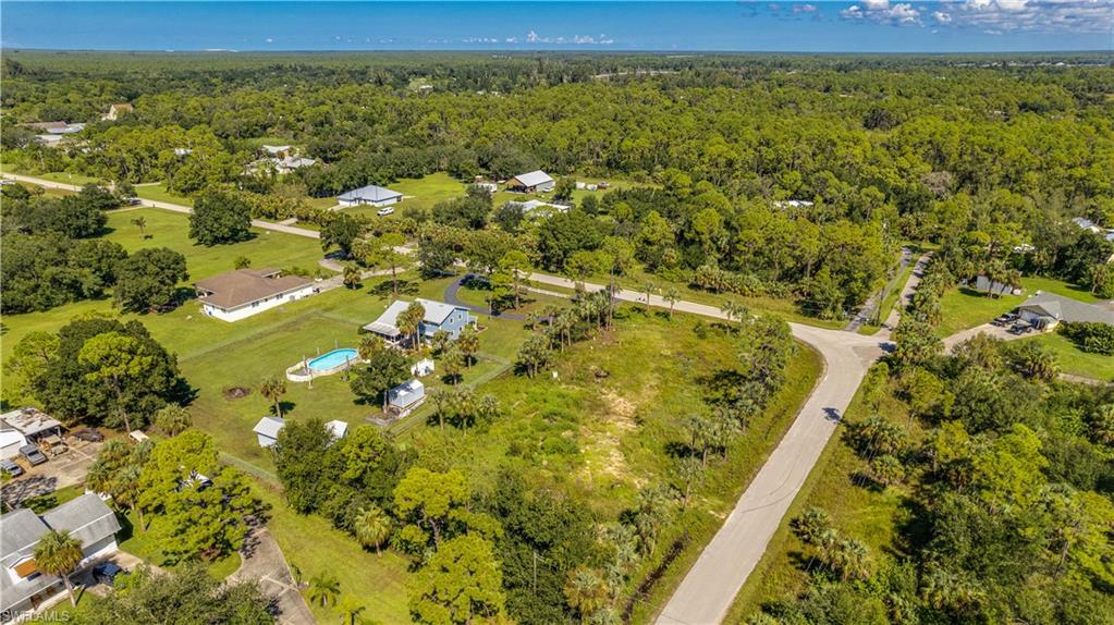 NORTH FORT MYERS - Land