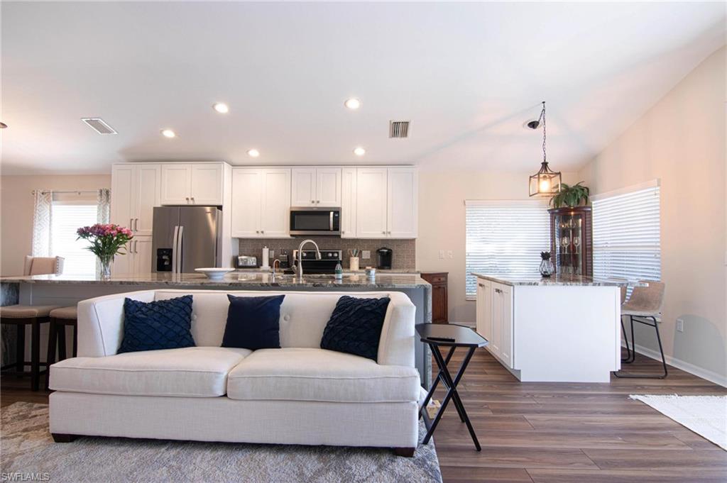 SANDOVAL - Residential