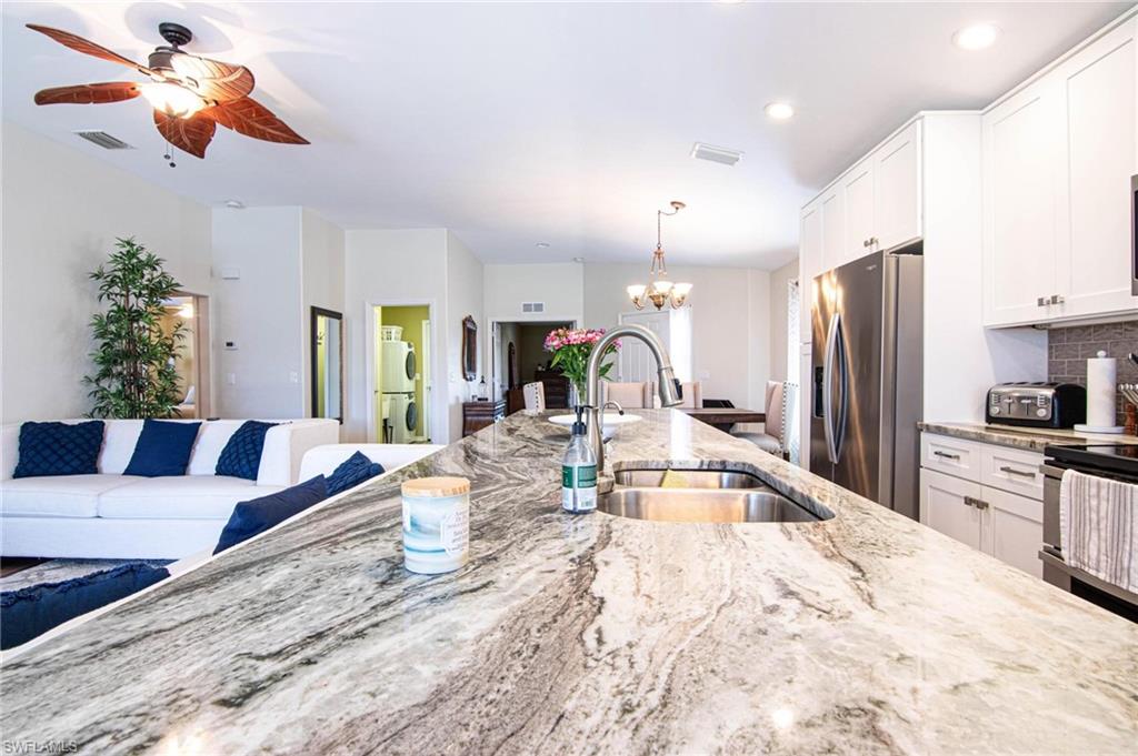 SANDOVAL - Residential