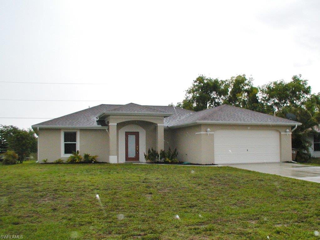 CAPE CORAL - Residential