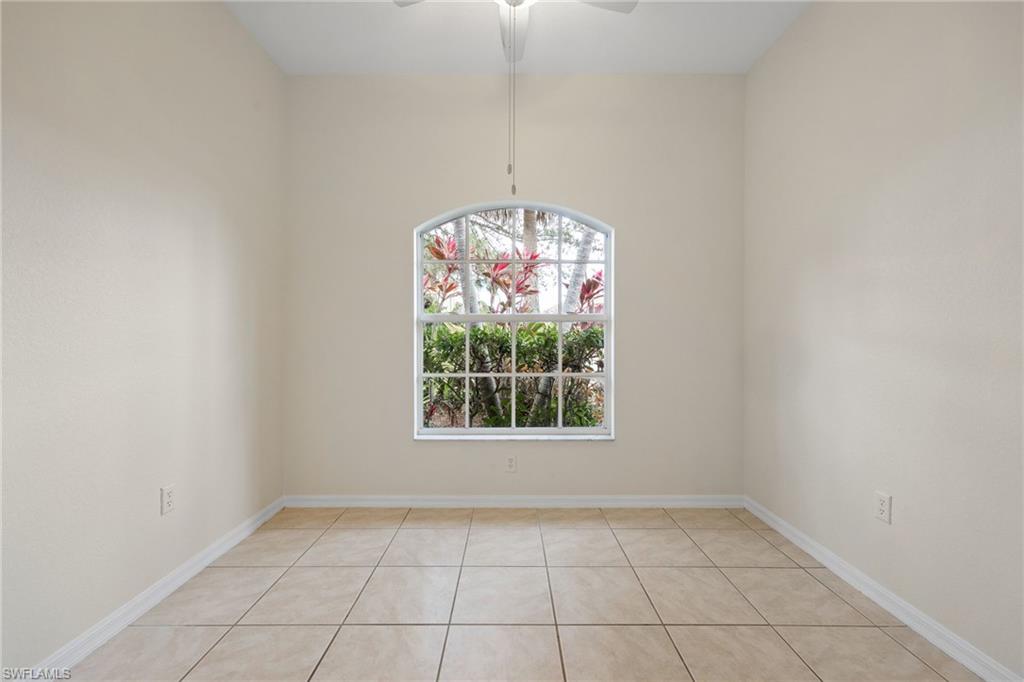 CALUSA PALMS - Residential