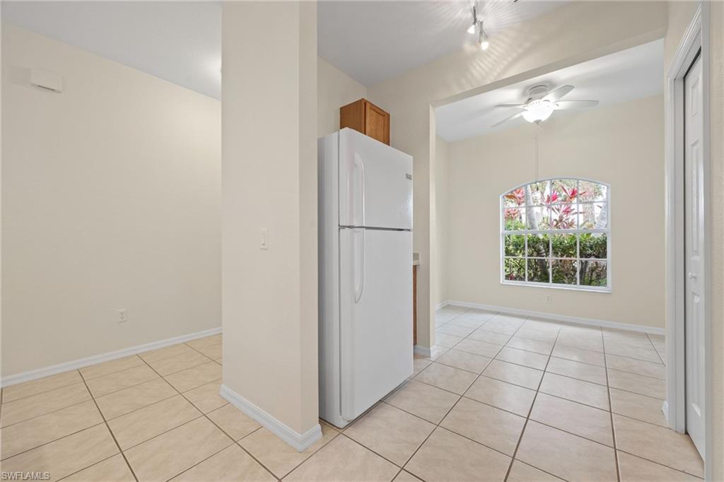 CALUSA PALMS - Residential