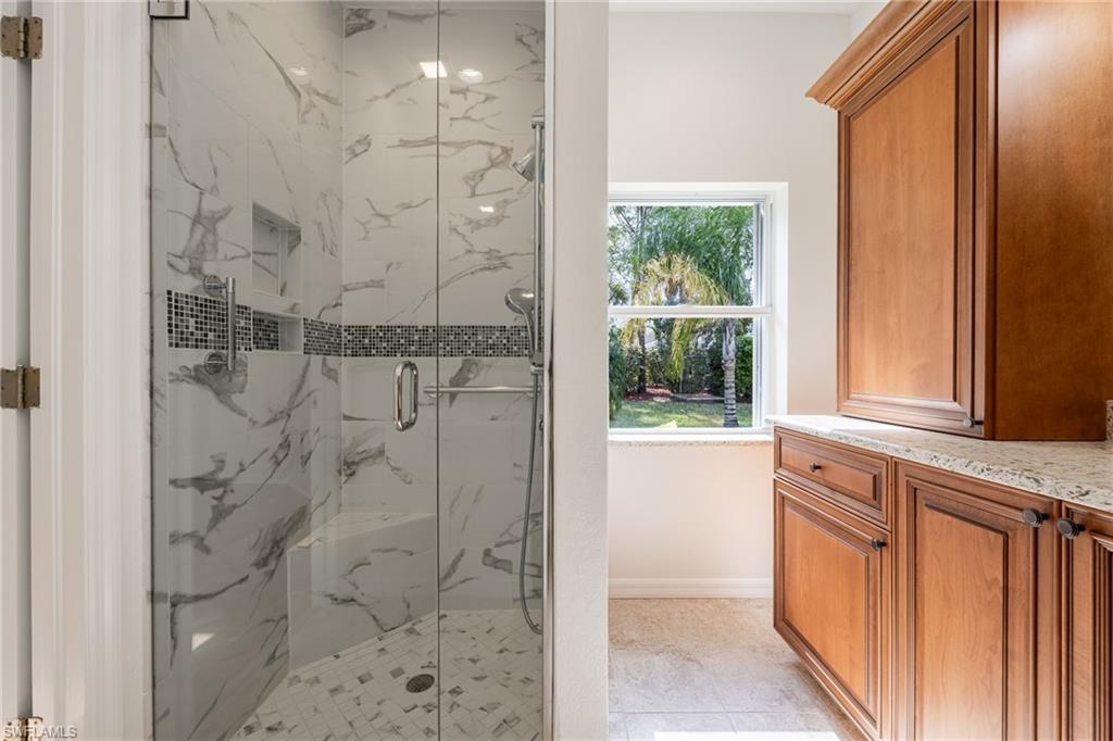 CALUSA PALMS - Residential