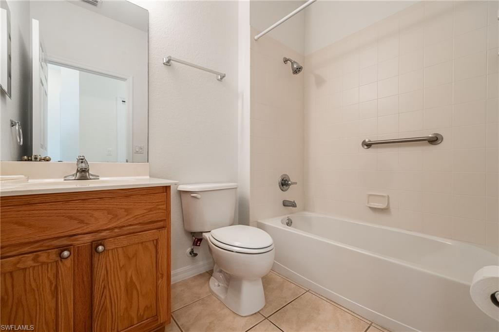 CALUSA PALMS - Residential