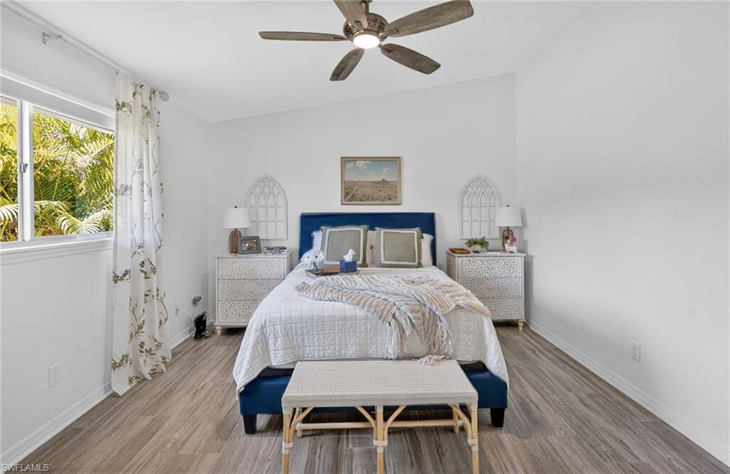 ROYAL WOODS - Residential