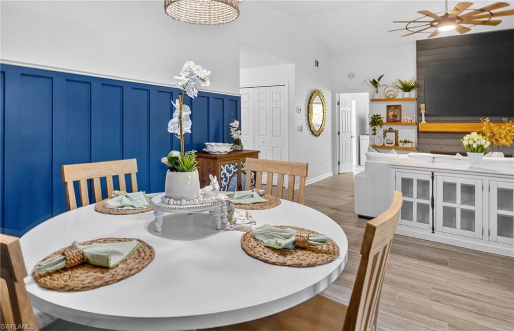 ROYAL WOODS - Residential