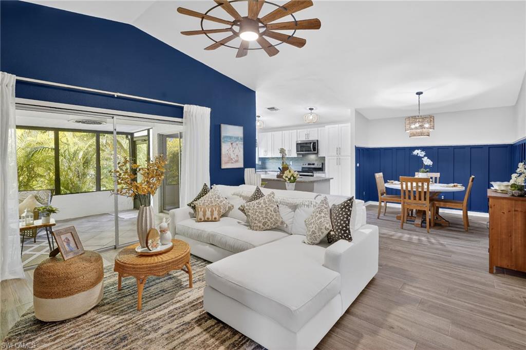 ROYAL WOODS - Residential