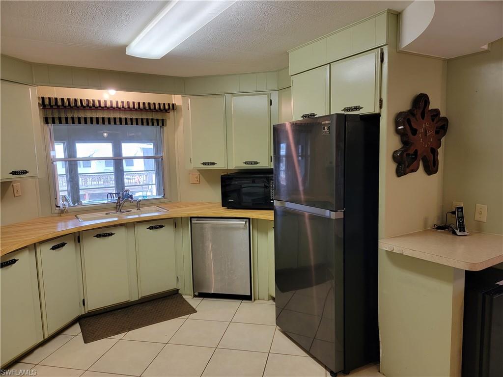 SPRING CREEK VILLAGE - Residential