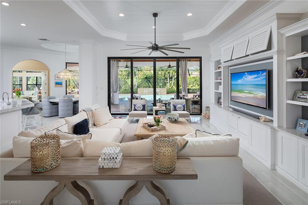 HAMMOCK ISLES - Residential