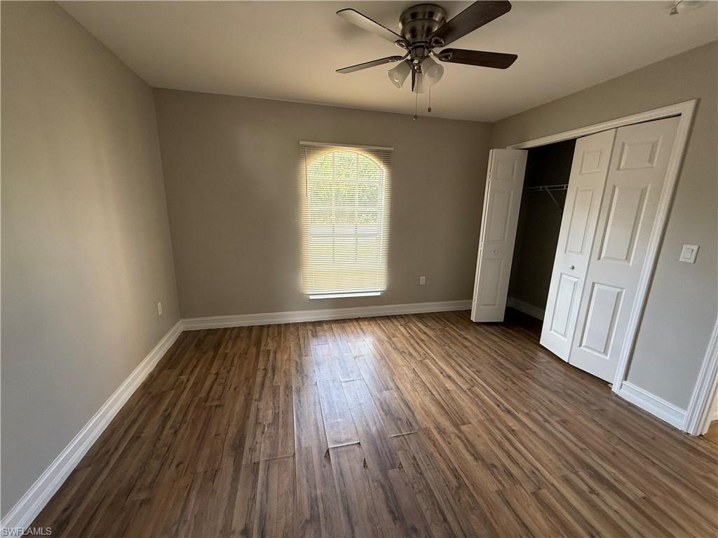 MIRROR LAKES - Residential Lease