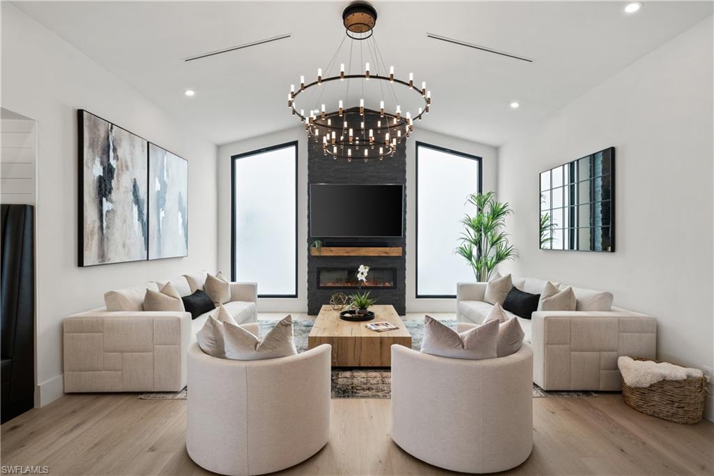 THE VINES - Residential Lease