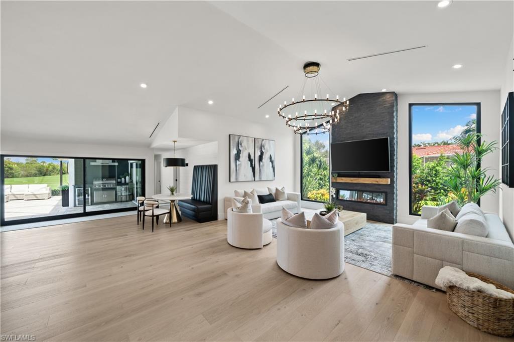 THE VINES - Residential Lease