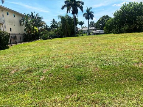 5628 Delido CT CAPE CORAL FL 33904