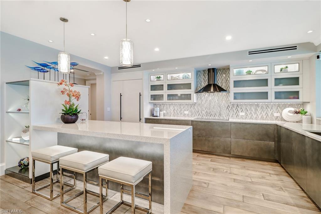 PARK PLAZA - Residential