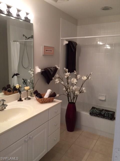 AMELIA LAKE - Residential