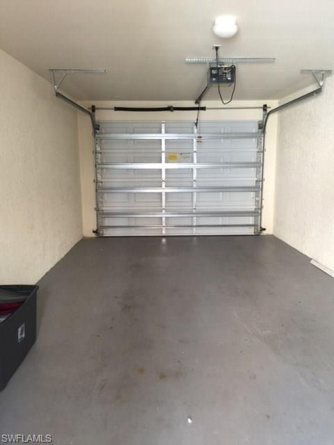 AMELIA LAKE - Residential