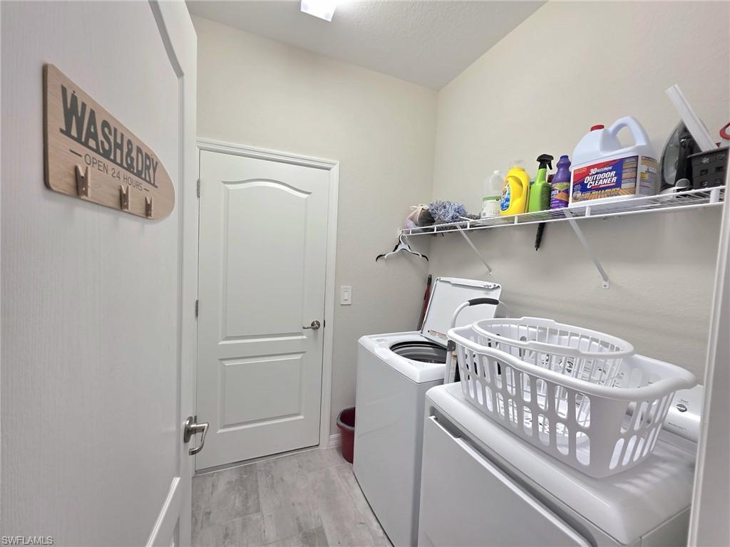 HAMPTON LAKES - Residential Lease