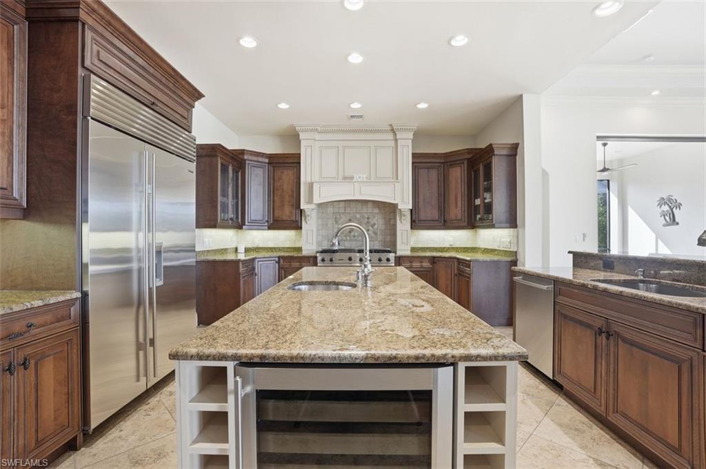 DA VINCI ESTATES - Residential