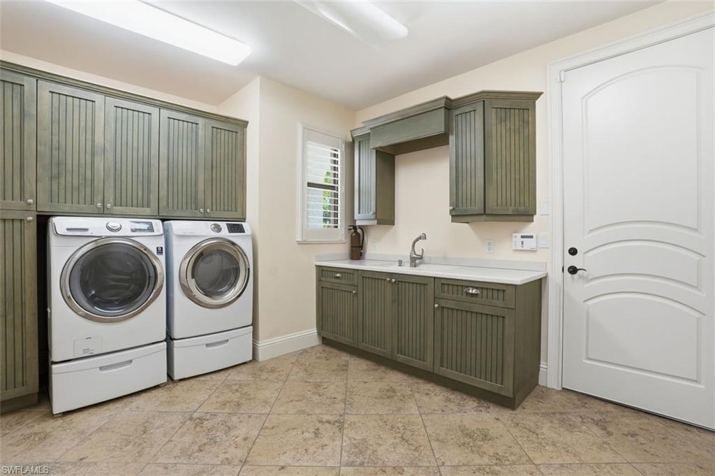 DA VINCI ESTATES - Residential