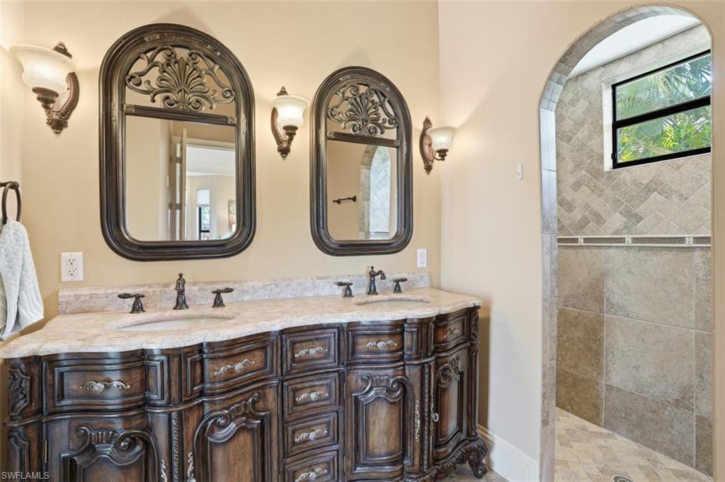 DA VINCI ESTATES - Residential