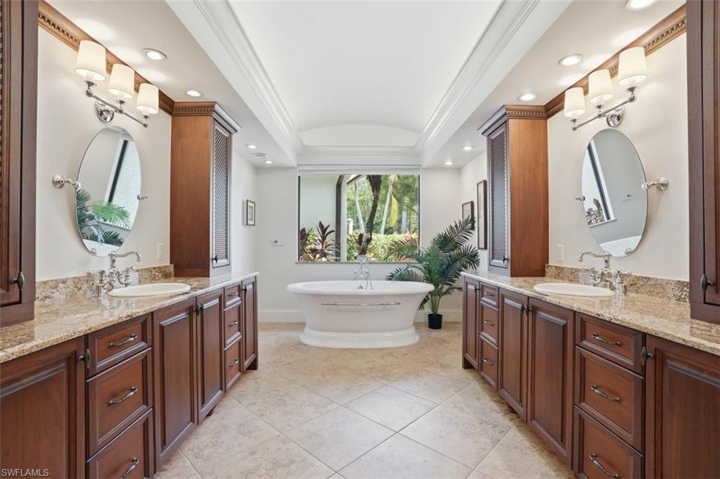 DA VINCI ESTATES - Residential