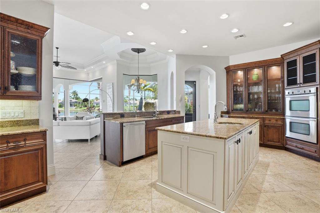 DA VINCI ESTATES - Residential