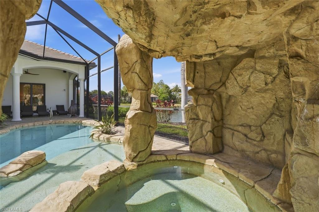 DA VINCI ESTATES - Residential