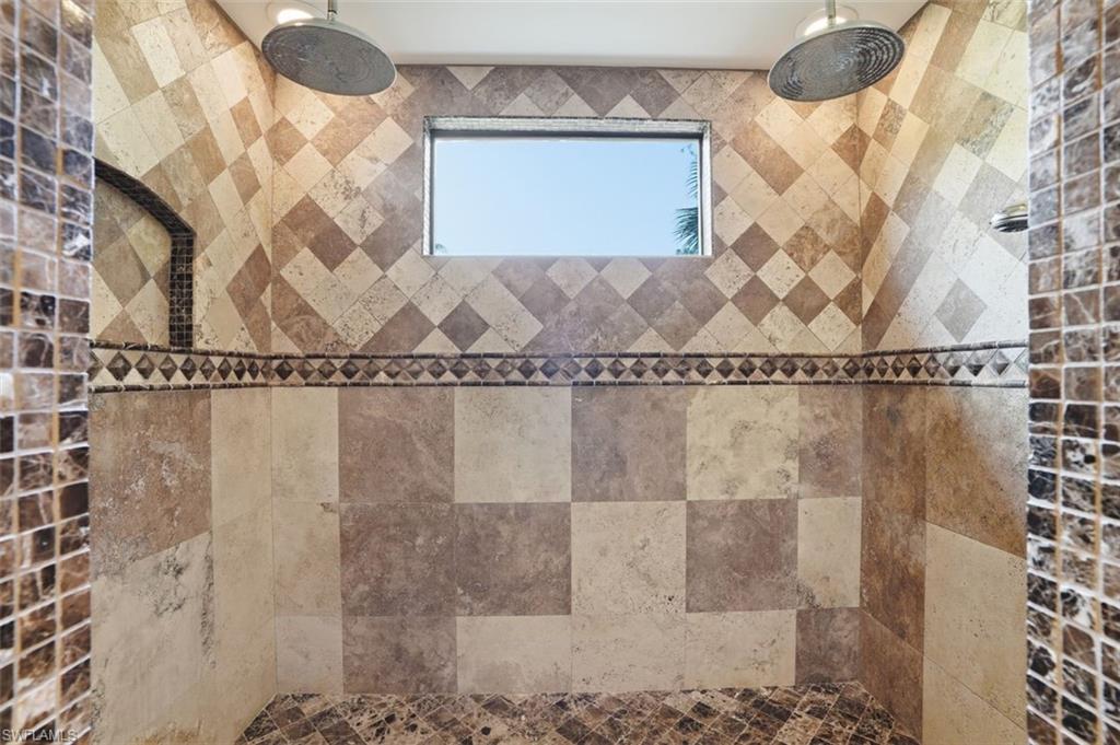 DA VINCI ESTATES - Residential