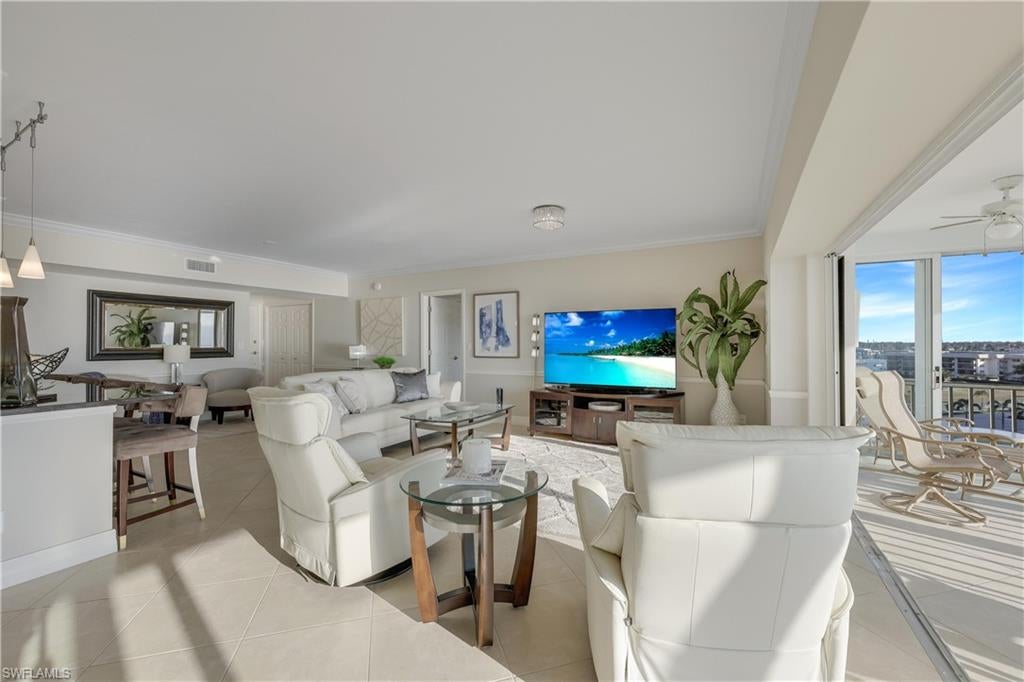 3401 Gulf Shore BLVD N 605