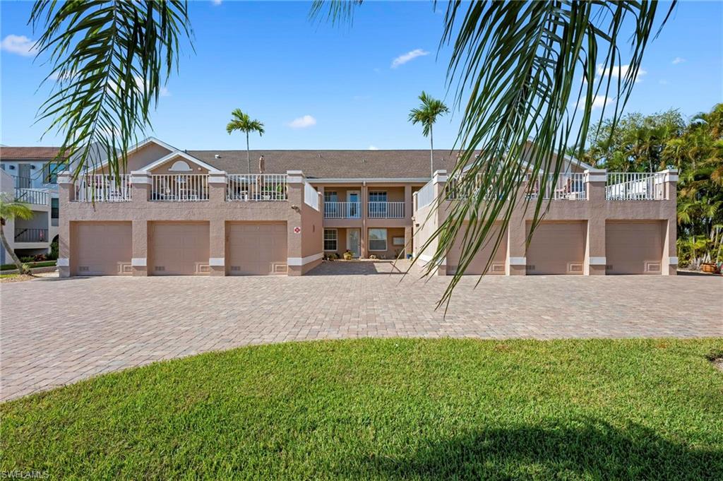 RIVER VIEW OF CAPE CORAL - Residential