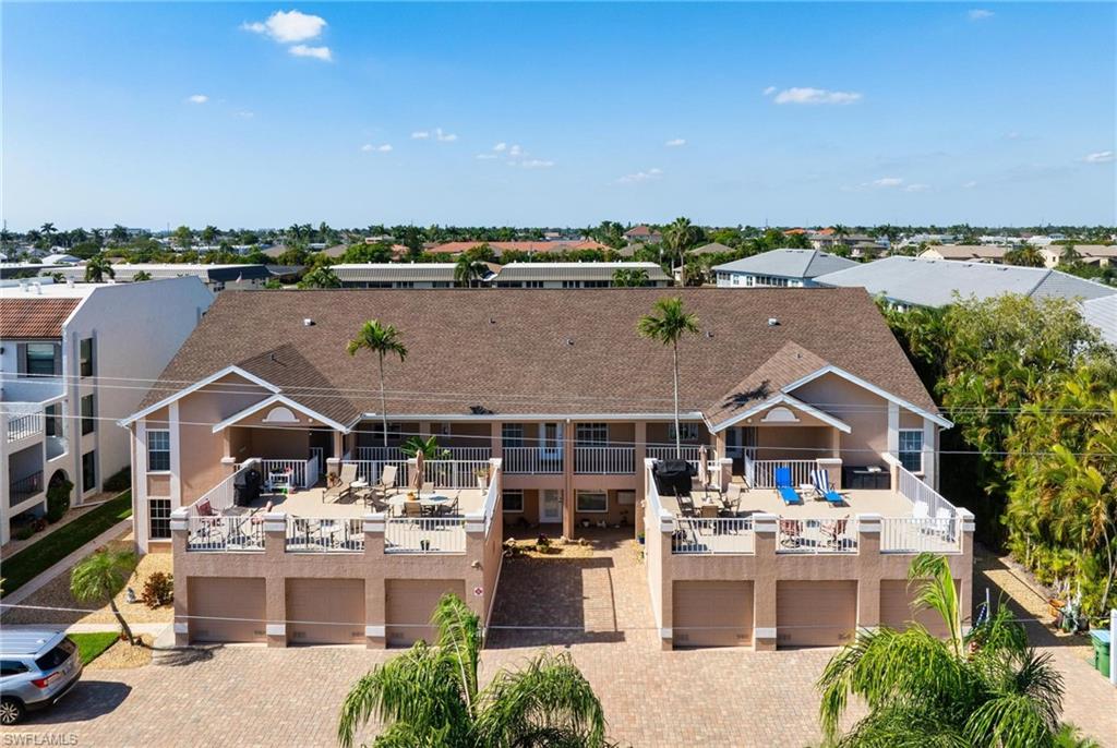 RIVER VIEW OF CAPE CORAL - Residential