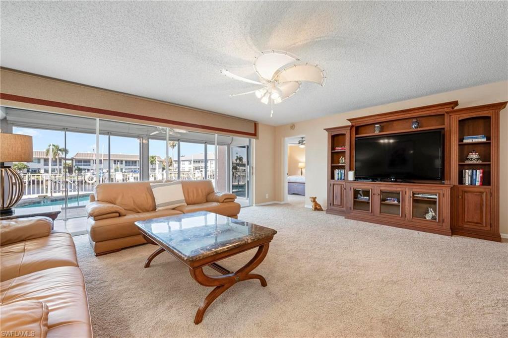 RIVER VIEW OF CAPE CORAL - Residential