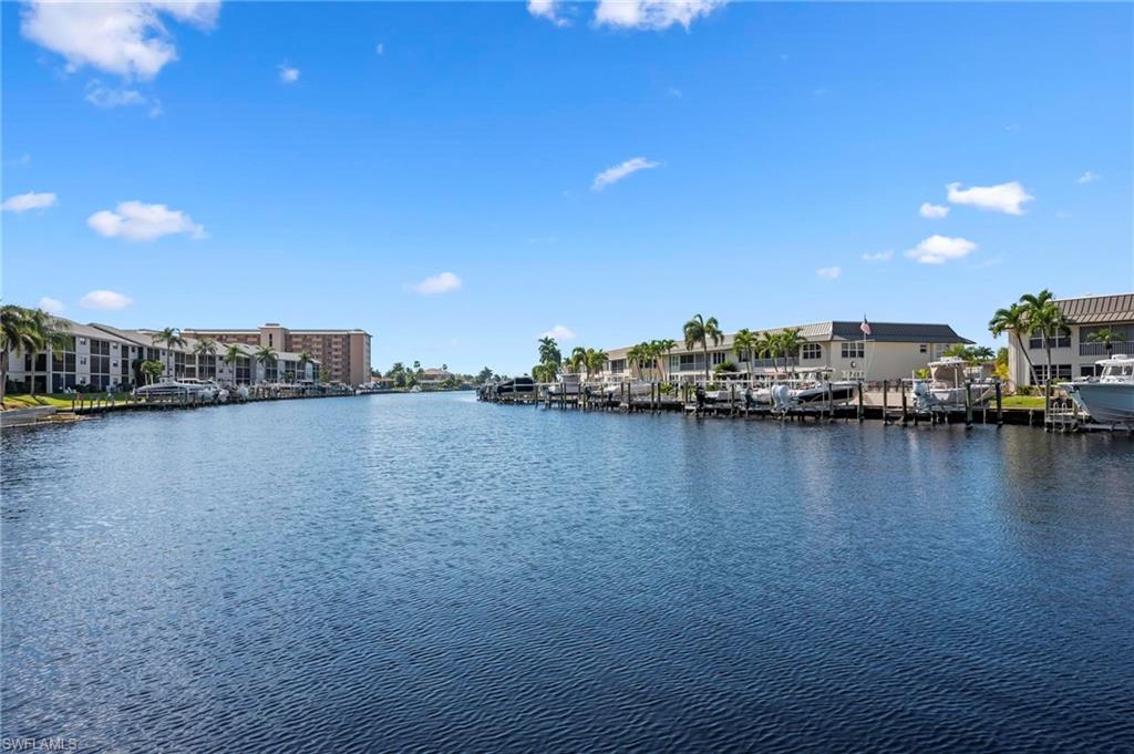 RIVER VIEW OF CAPE CORAL - Residential
