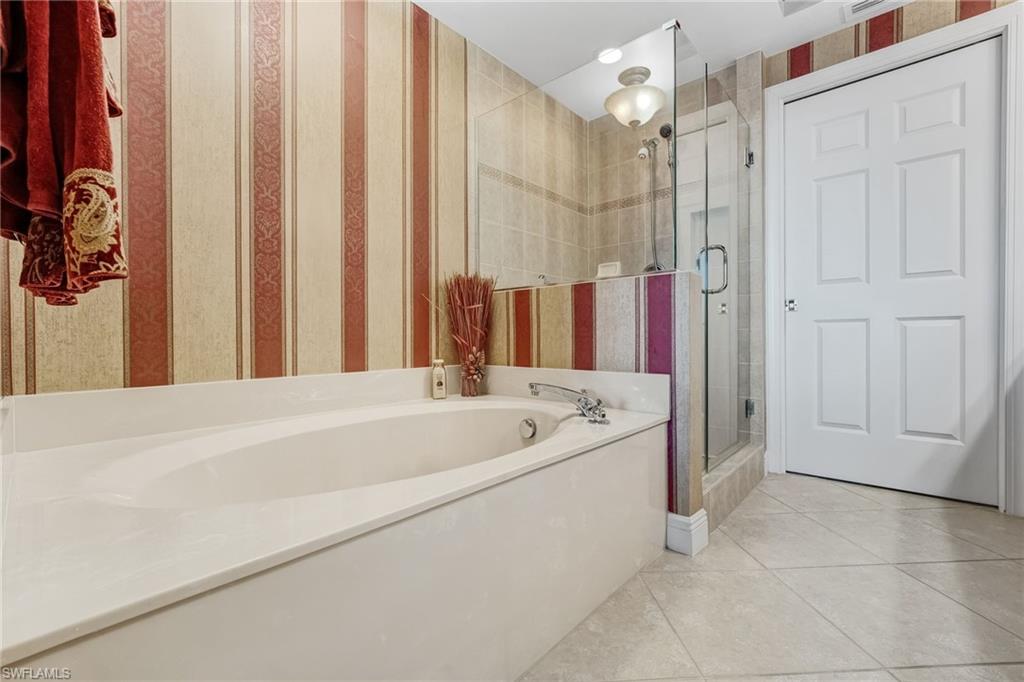 RIVIERA - Residential