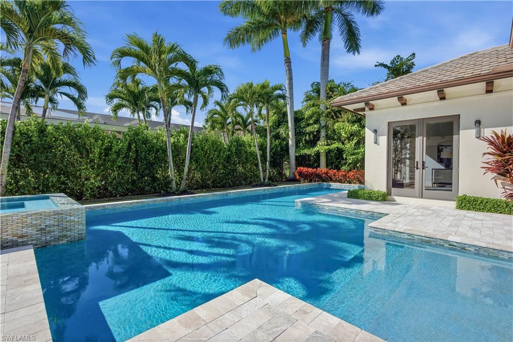 MOORINGS - Residential