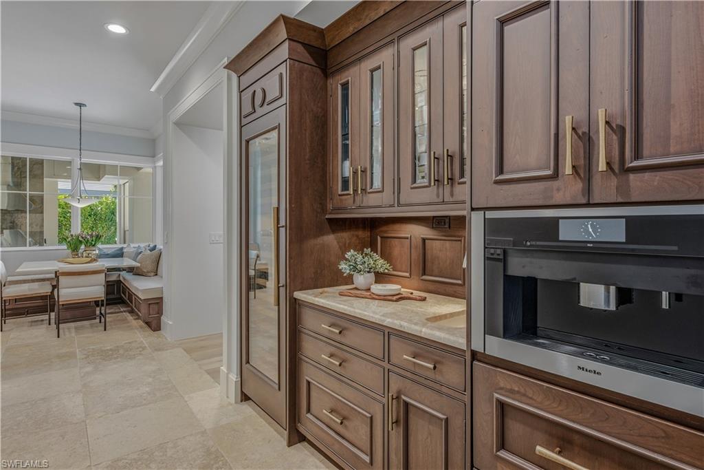 MOORINGS - Residential