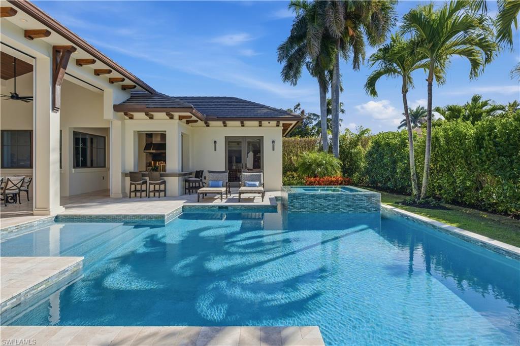 MOORINGS - Residential