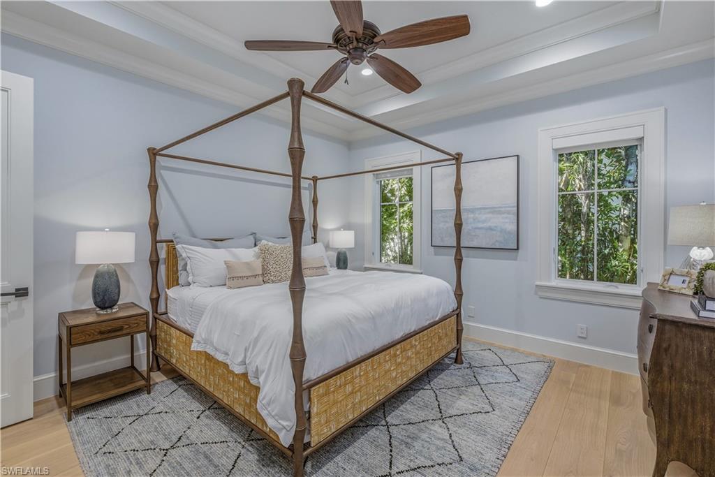 MOORINGS - Residential