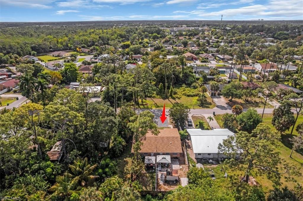 NAPLES MANOR - Residential