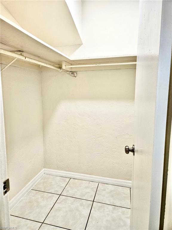 BROOKHILL - Residential Lease