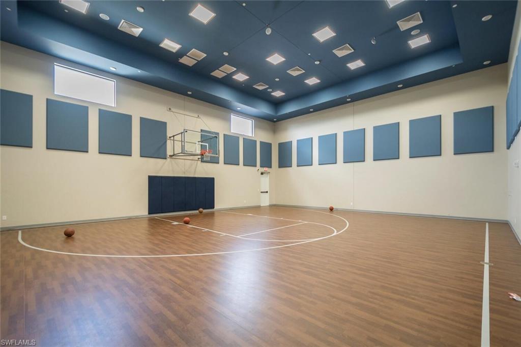 MARBELLA ISLES - Residential