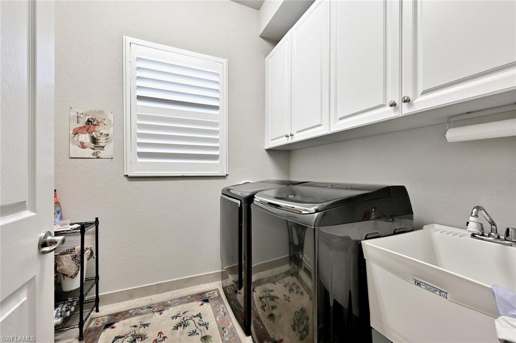 MARBELLA ISLES - Residential