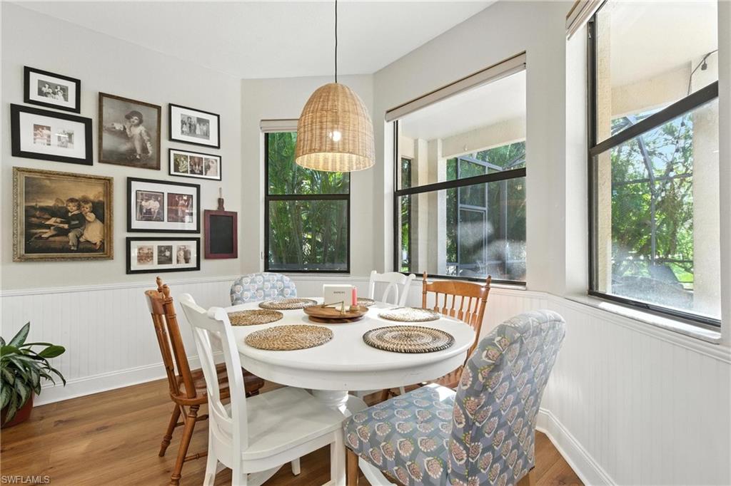 TROPICAL COVE - Residential