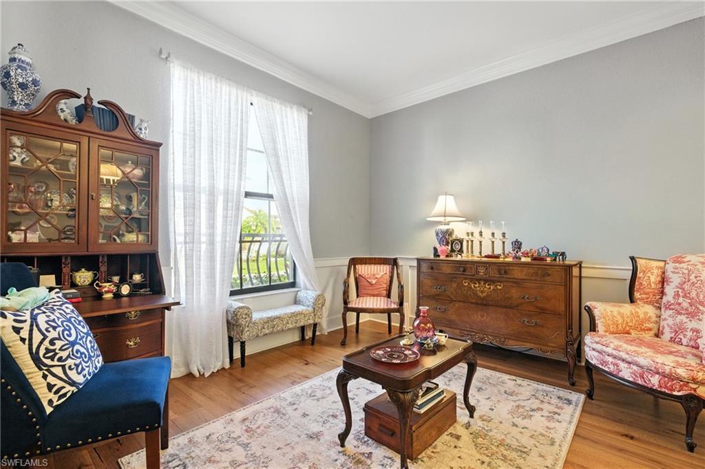 TROPICAL COVE - Residential