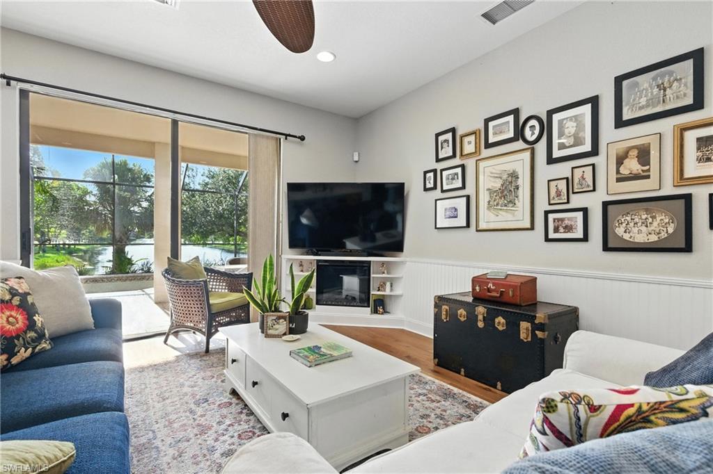 TROPICAL COVE - Residential