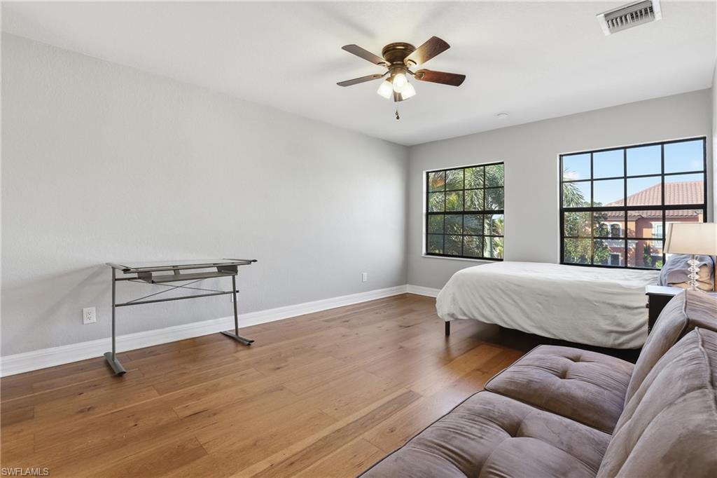 TROPICAL COVE - Residential