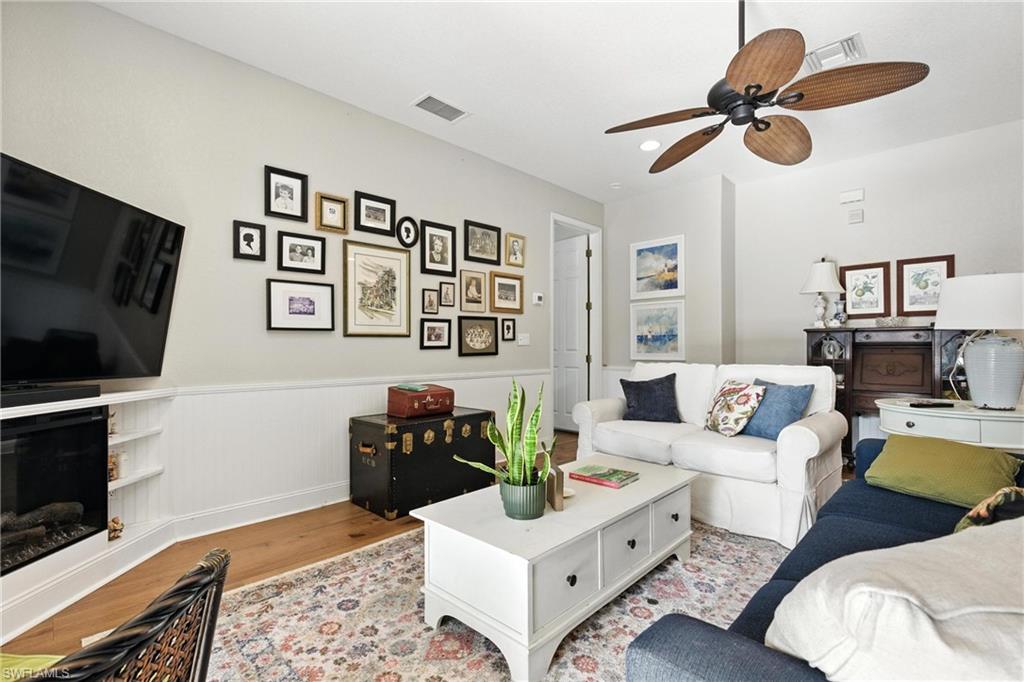 TROPICAL COVE - Residential