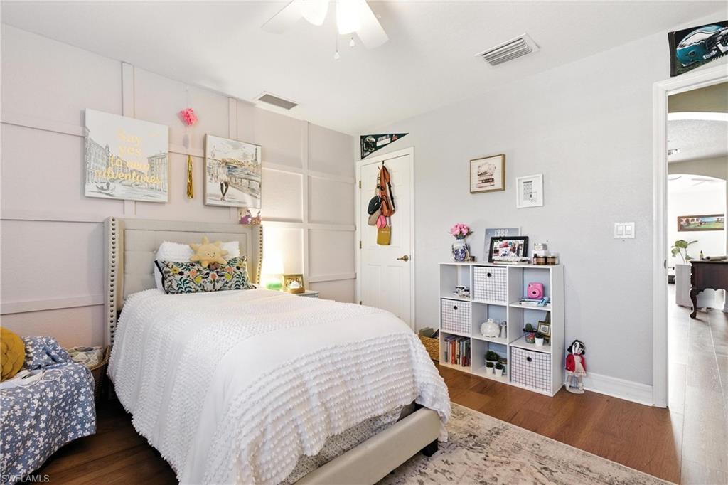 TROPICAL COVE - Residential