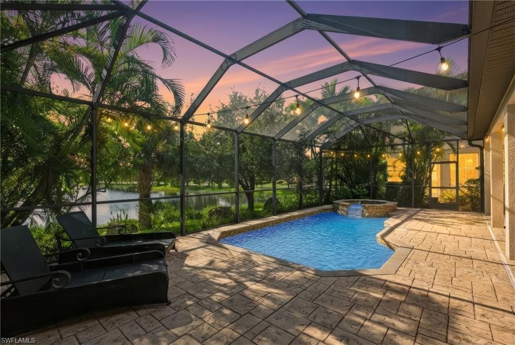 TROPICAL COVE - Residential